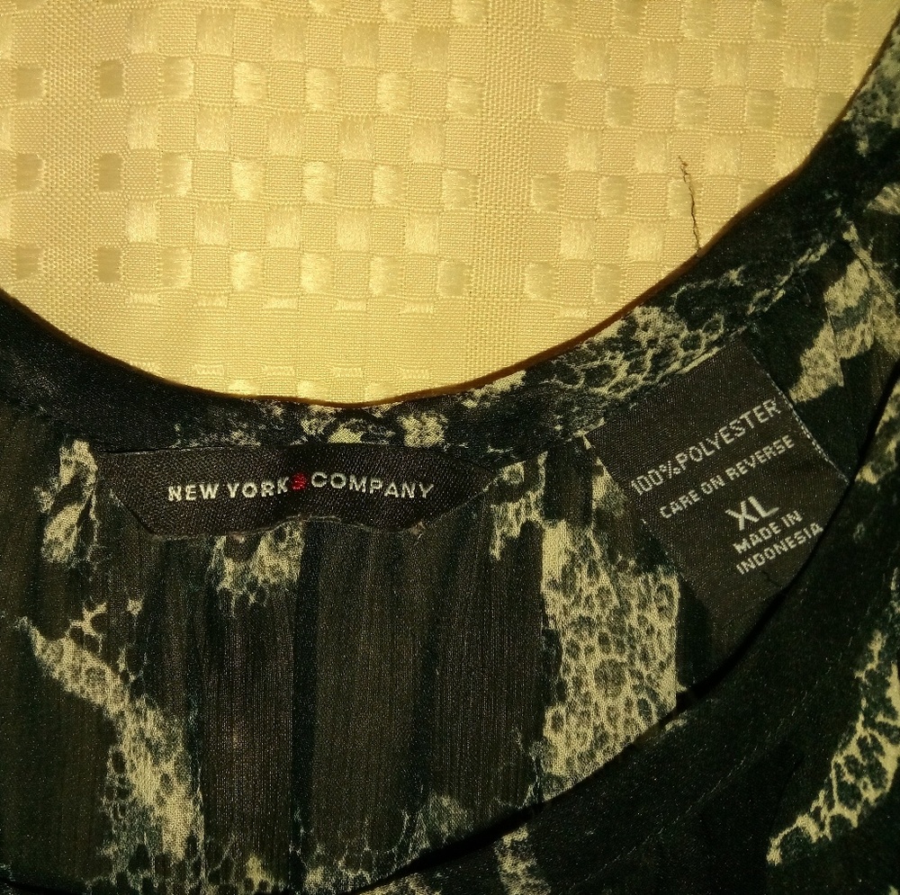 Blouse - Picture 4 of 4